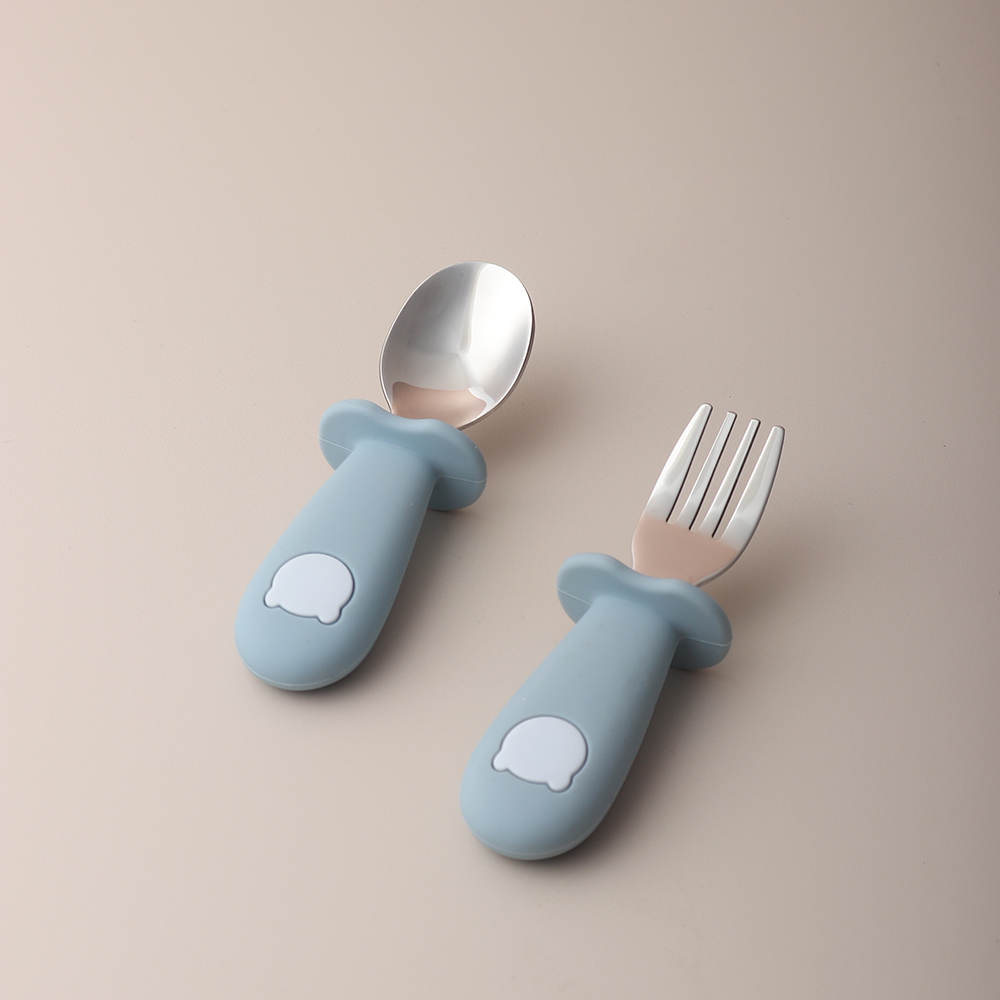 Baby Panda Shape Silicone Spoo - đánh giá và giá Baby Food Utensils